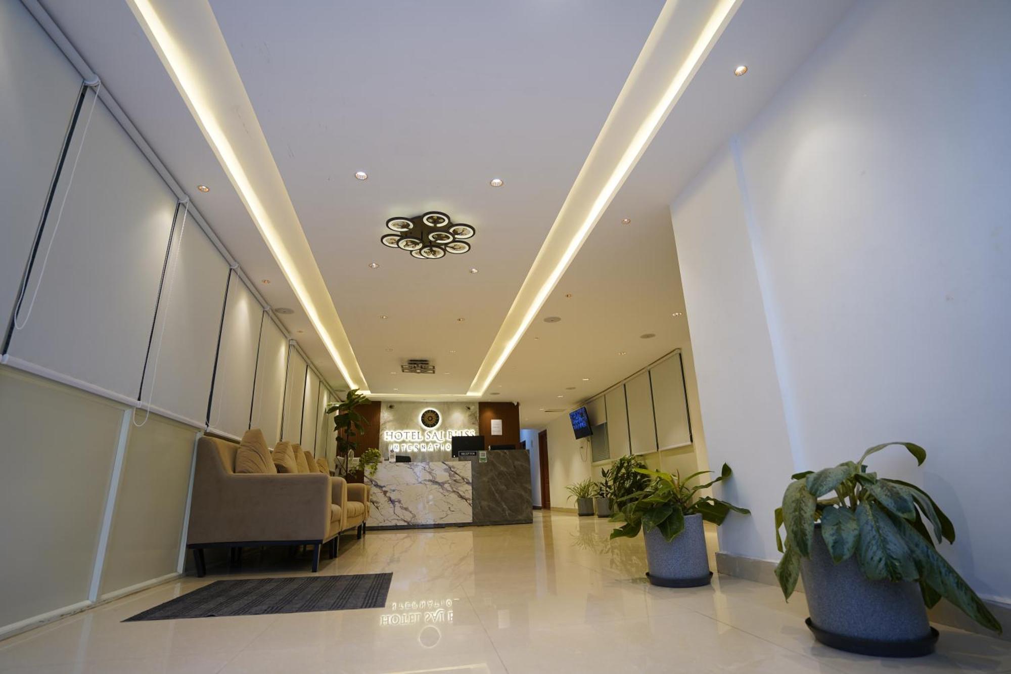 ホテル Sai Bliss Residency, Manyata Tech Park バンガロール エクステリア 写真