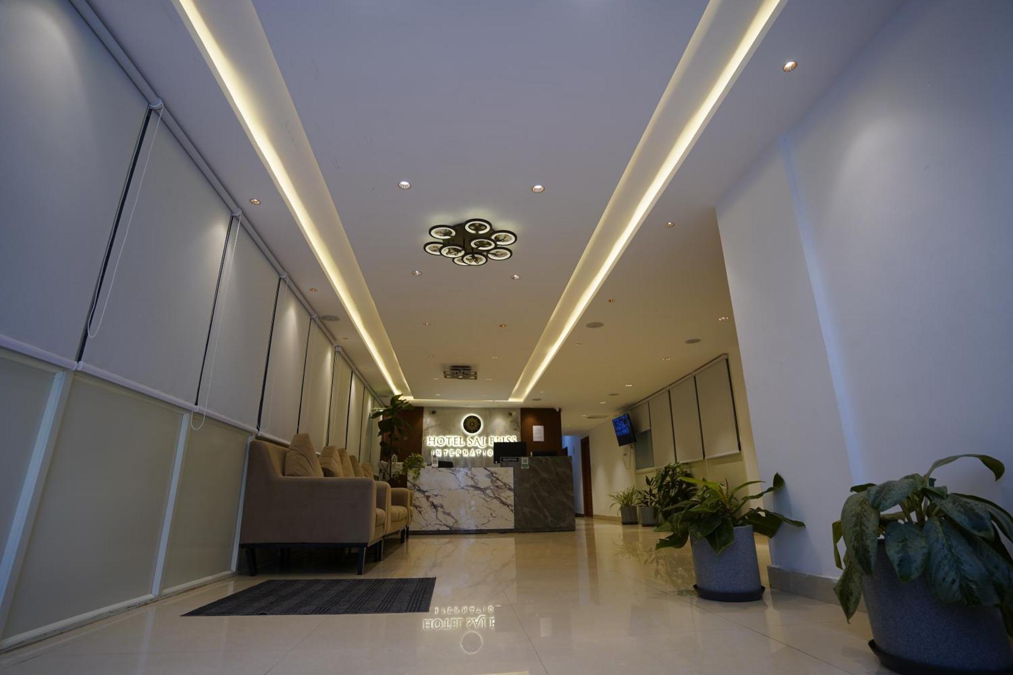 ホテル Sai Bliss Residency, Manyata Tech Park バンガロール エクステリア 写真