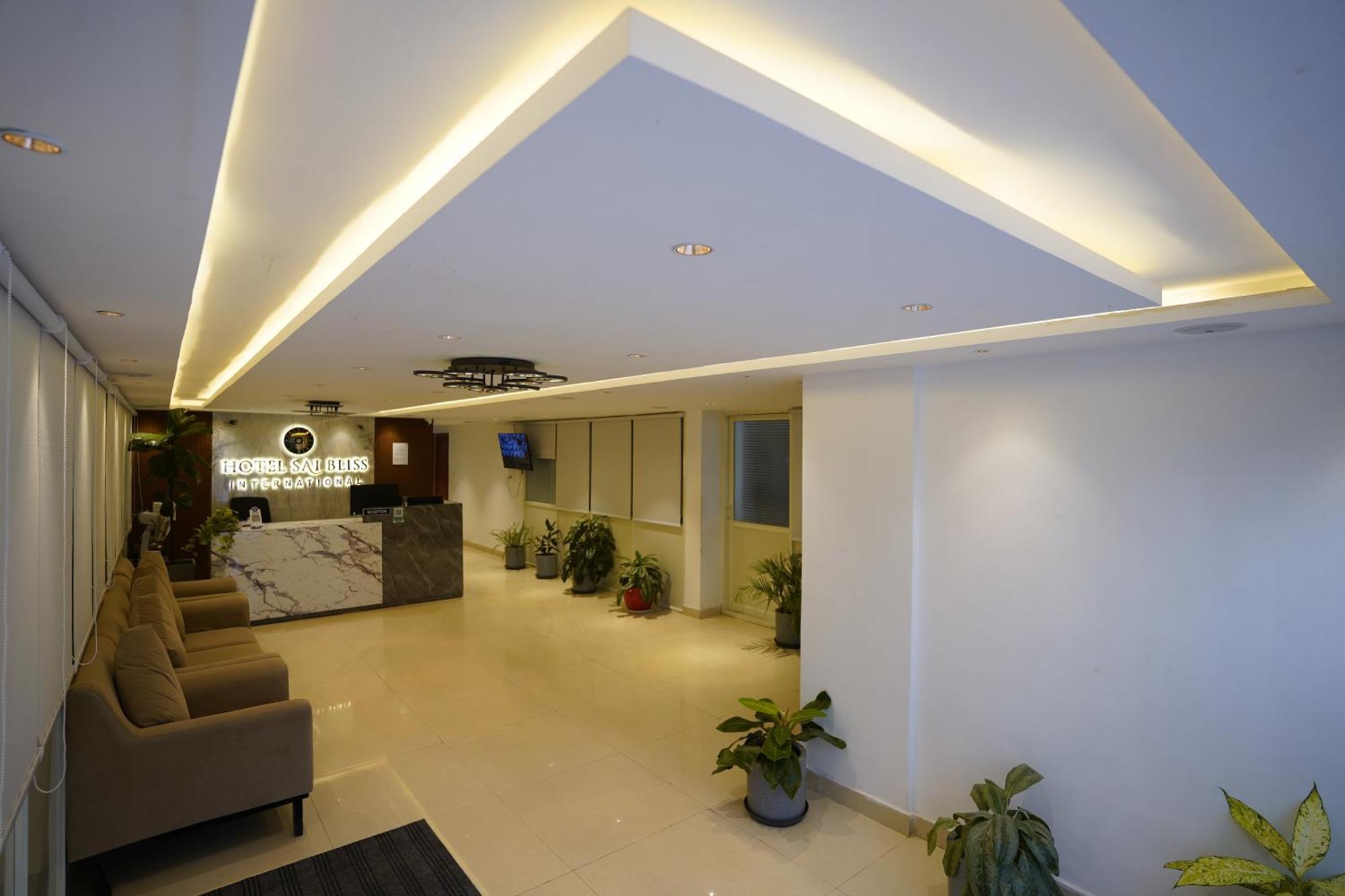 ホテル Sai Bliss Residency, Manyata Tech Park バンガロール エクステリア 写真