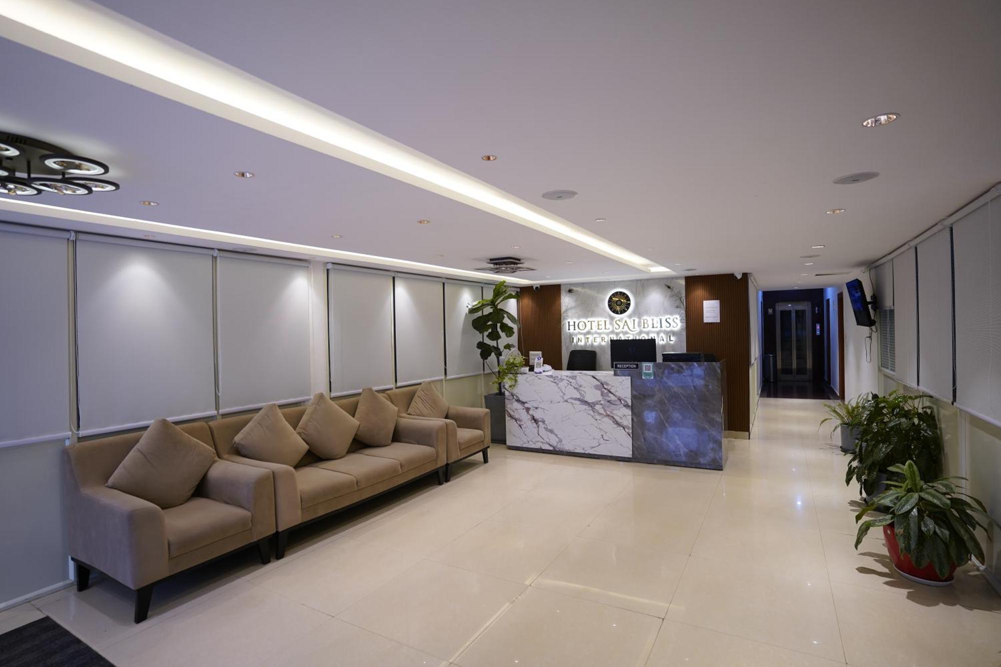 ホテル Sai Bliss Residency, Manyata Tech Park バンガロール エクステリア 写真